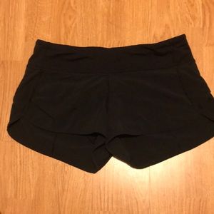 Lulu lemon Black Speed Up Short